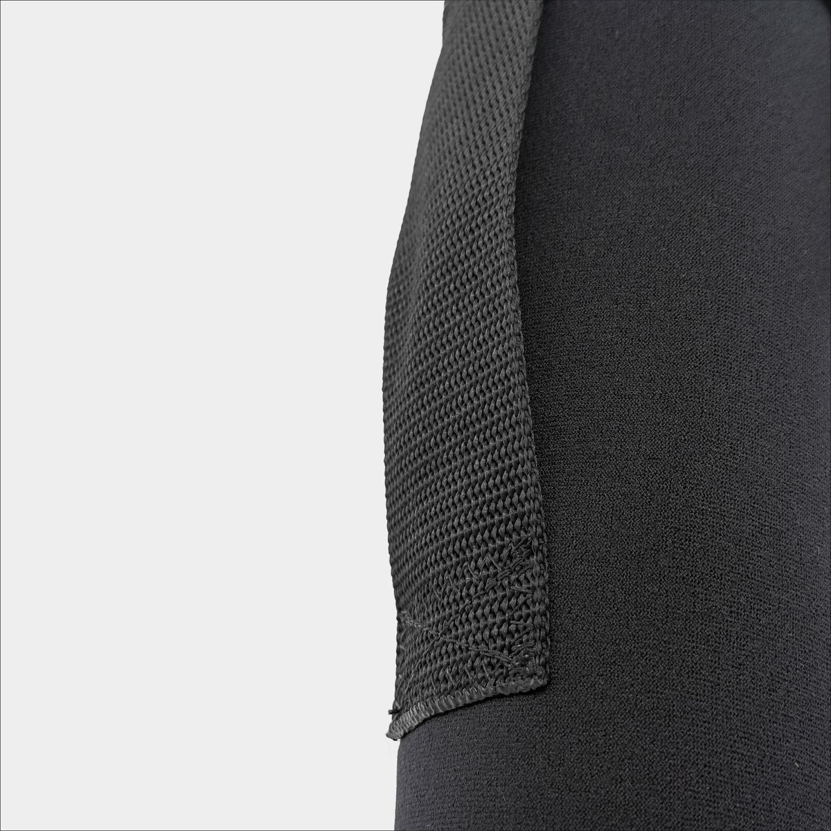 Forty Below 0.75 Liter Insulated Bottle Cover Black rear close up of black webbing belt loop on a gray background